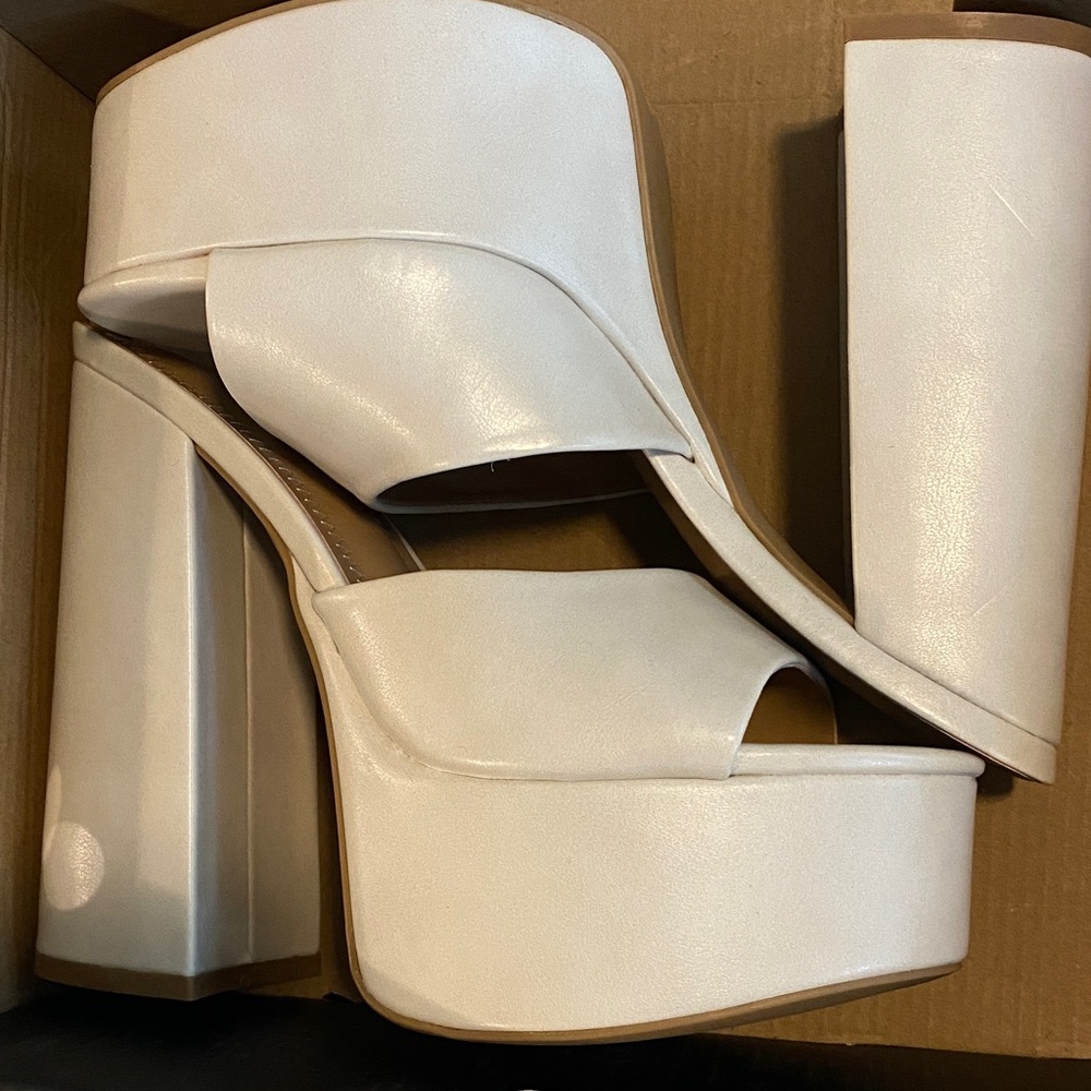 Fashion Nova Cream Platform Heels